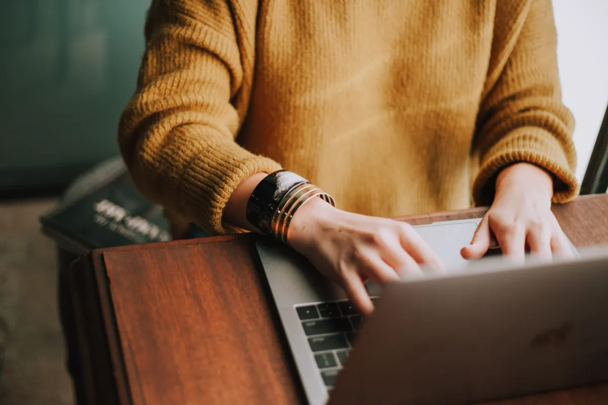 Virtual paralegal