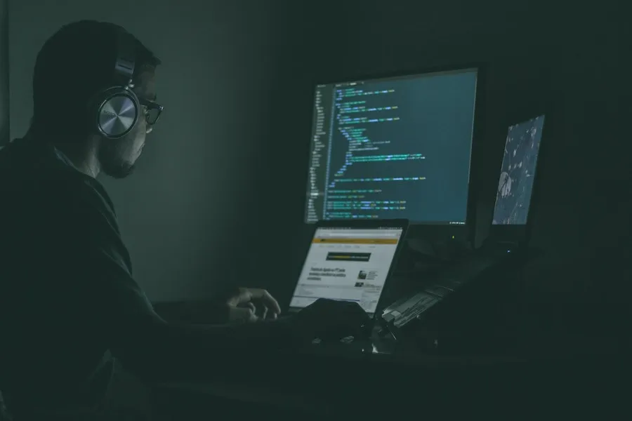Illustration accompanying Cybersecurity Threats: An Interview with Rob Harvey